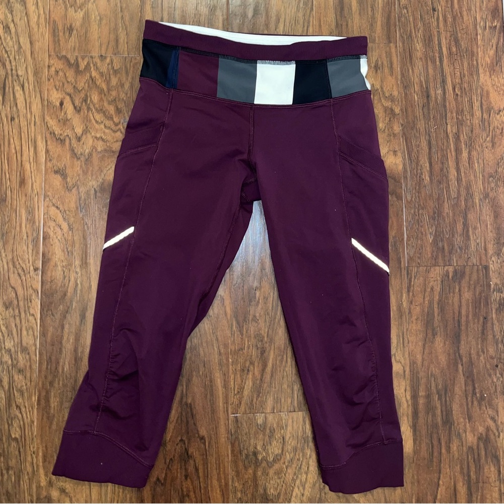 🍋 GUC Lululemon Women’s Run For Fun 17” Crop (W6A35S) - Plum - Size 8 (?)